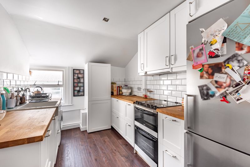 Kitchen- click for photo gallery